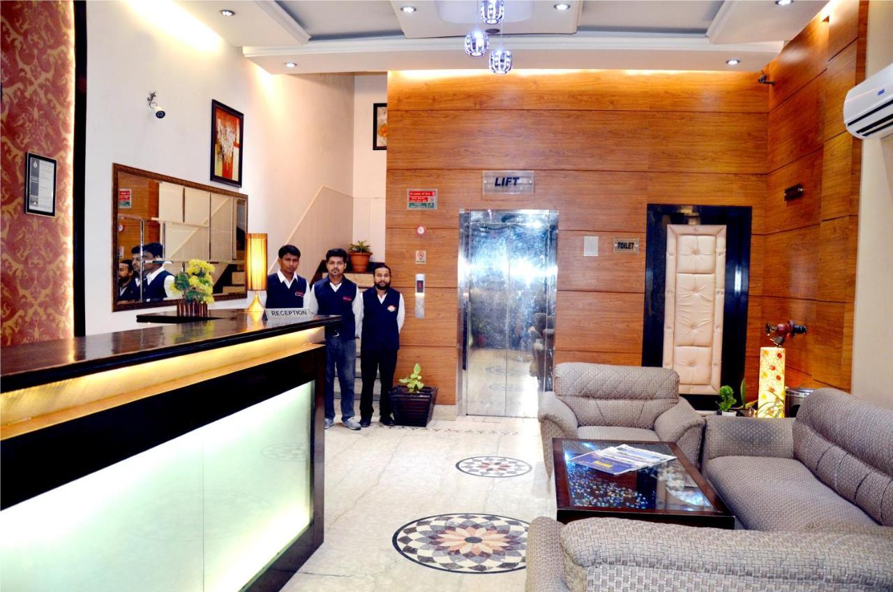 Hotel B.R. Inn Pānīpat Extérieur photo