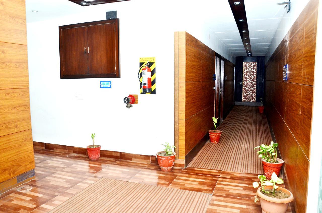 Hotel B.R. Inn Pānīpat Extérieur photo