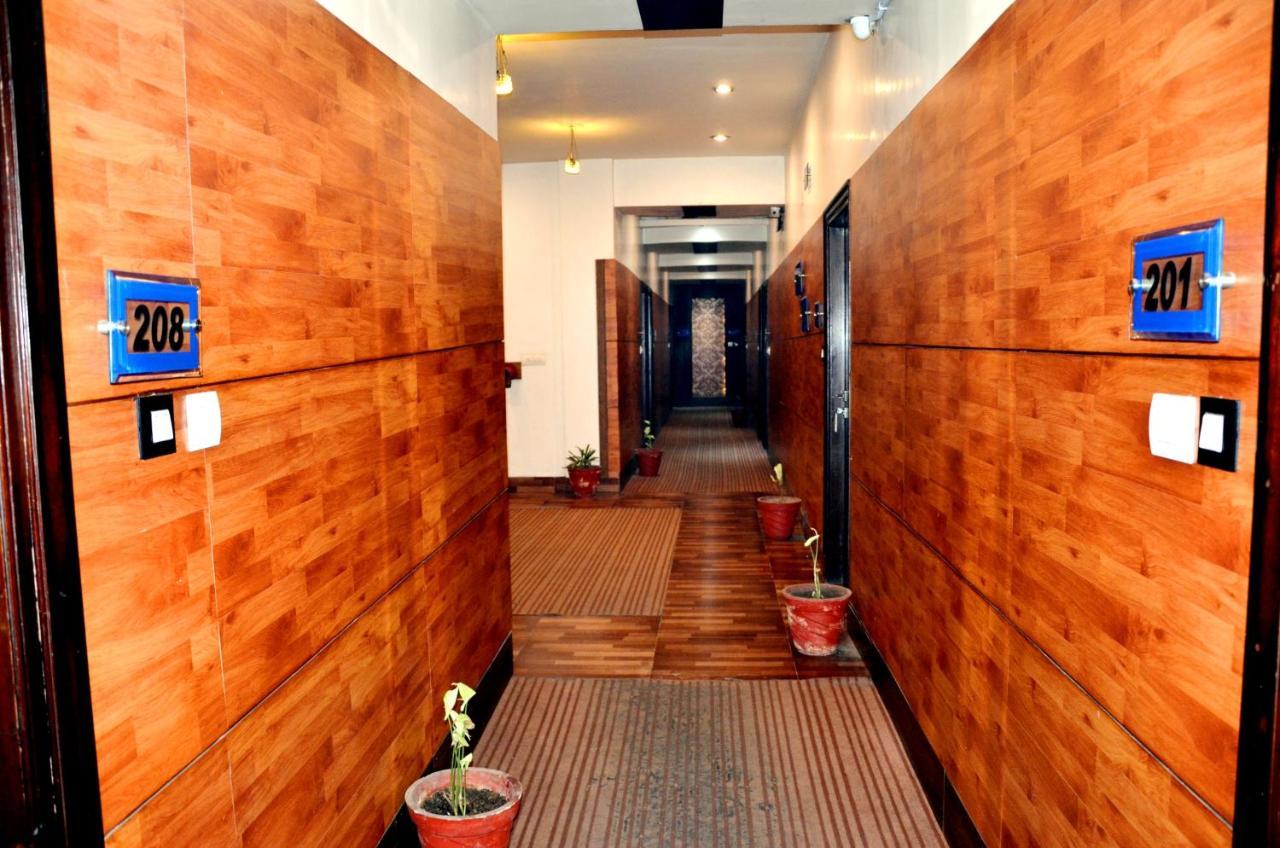 Hotel B.R. Inn Pānīpat Extérieur photo