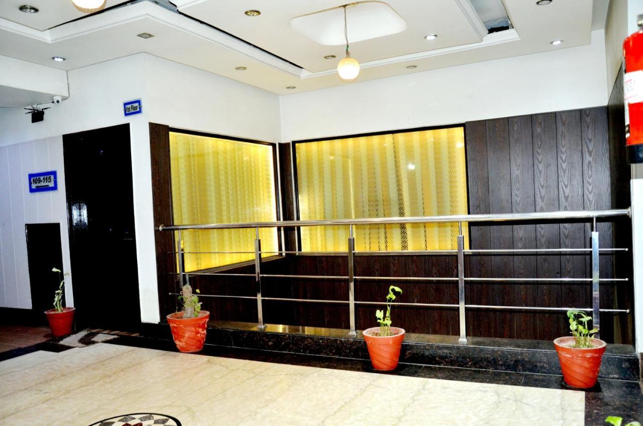 Hotel B.R. Inn Pānīpat Extérieur photo