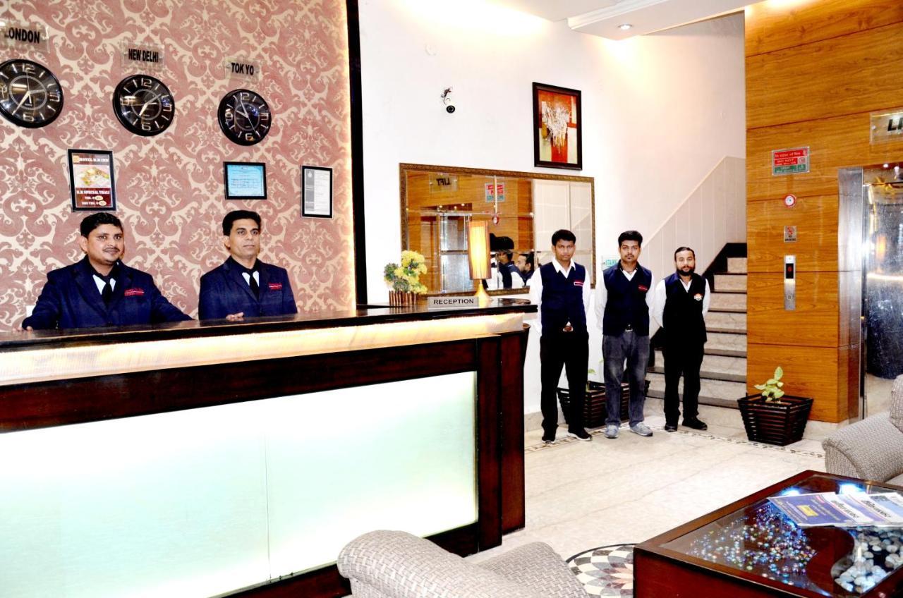 Hotel B.R. Inn Pānīpat Extérieur photo